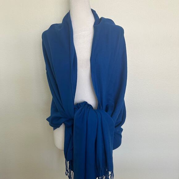 Shawl Wrap Blue Scarf Tassel Hem OS - Picture 5 of 5